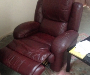 Leathe recling suite