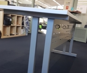 Rapid Span Desk 1800 x 700 C Leg White