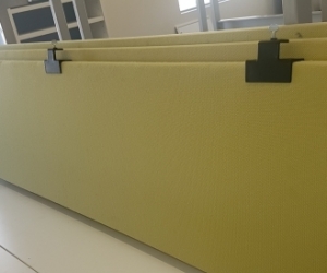 Desk partitions x3