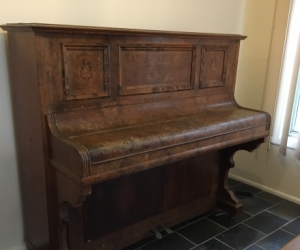 Upright German Eigenrac piano