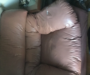 6 person dining and 2 lounge chairs