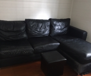 GIVEAWAY LARGE BLACK CORNER SOFA