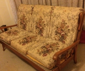 Colonial style Jackson lounge and chair