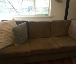 L Shaped 5 seater couch - Two pieces
