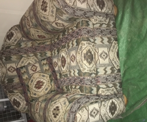 Arm chairs (club chairs)