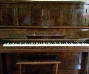 Old style piano