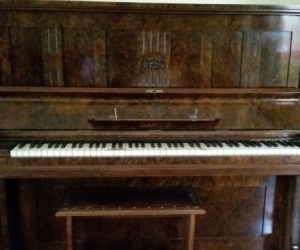 Old style piano