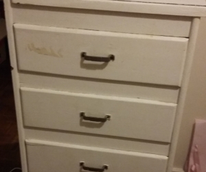 Chest of drawers white