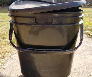 Bokashi bucket