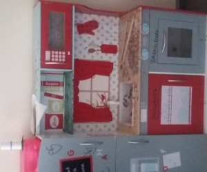 URGENT FREE PICKUP Large Wooden Kitchen Toy