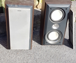 Sony stereo speakers