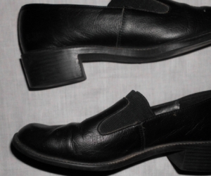 WOMENS BLACK SHOES