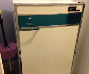 Old bar fridge