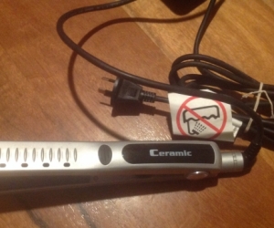 Hair straightener