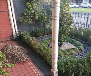 Pile of White pebbles (a bit dirty)