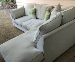 Free- 4 seat modular couch