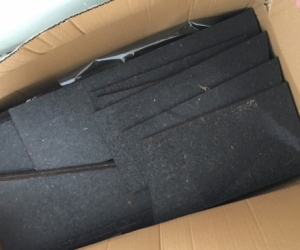 Dark brown cork floor tiles x 10, plus offcuts