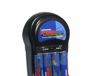 Lenmar nicad/niMH charger