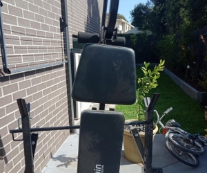 Powertrain Sports Bench press kit with barbell
