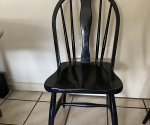 Wooden chair x 5