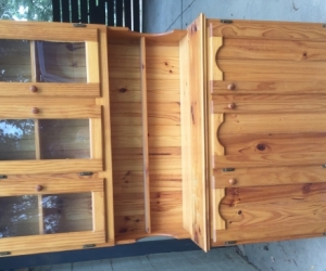 Kitchen dressers