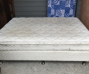 Queen Bed - Comfy