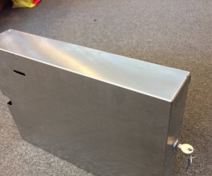 Metal paper towel dispensers