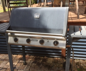 Free Jumbuck gas bbq