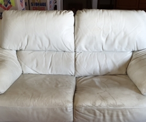 Leather lounge suite