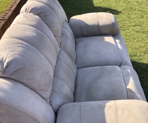 Two-seater recliner lounge