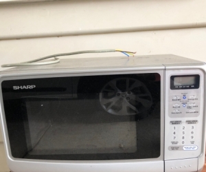 Free Microwave (working)
