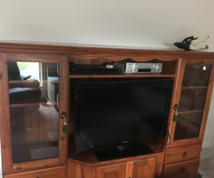 Tv entertainment unit
