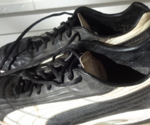 Soccer boots. Adult size 10.5 men's. Pickup Blackburn