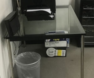 URGENT!!!!! Pantry Glass Table in great condition for FREE!!!!!!!