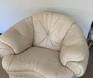 Leather lounges