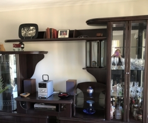 Wall unit
