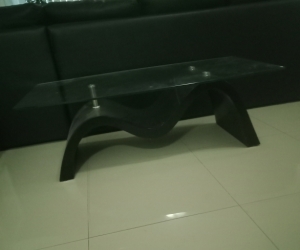 Large glass wave coffee table