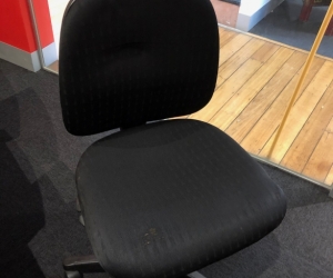 3x Black Office Chairs
