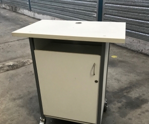 Presentation stand / cupboard on wheels