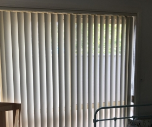 3 x Vertical Blinds