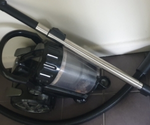 Vacuum cleaner