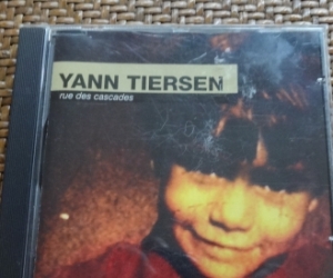 CD by Yann Tiersen, "Rue des Cascades"