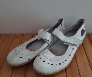 Preloved Luci Lu leather comfort shoes Size 35