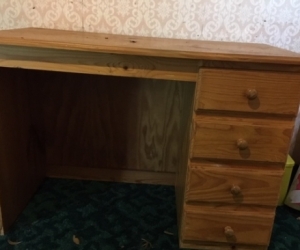 desk for student