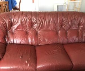 Leather sofa and 2 matching chairs