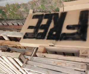 FREE PALLETS