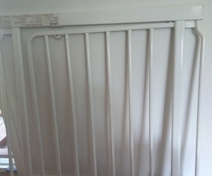 Baby/child safety gate