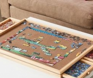 Wooden jigsaw puzzle organiser board