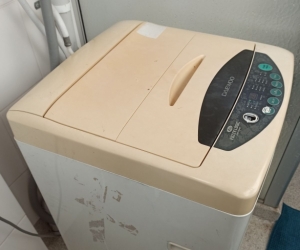 Daewoo Fuzzy Logic 4kg washing machine (model DWF-4094R)