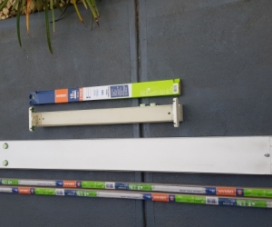 Fluorescent lights